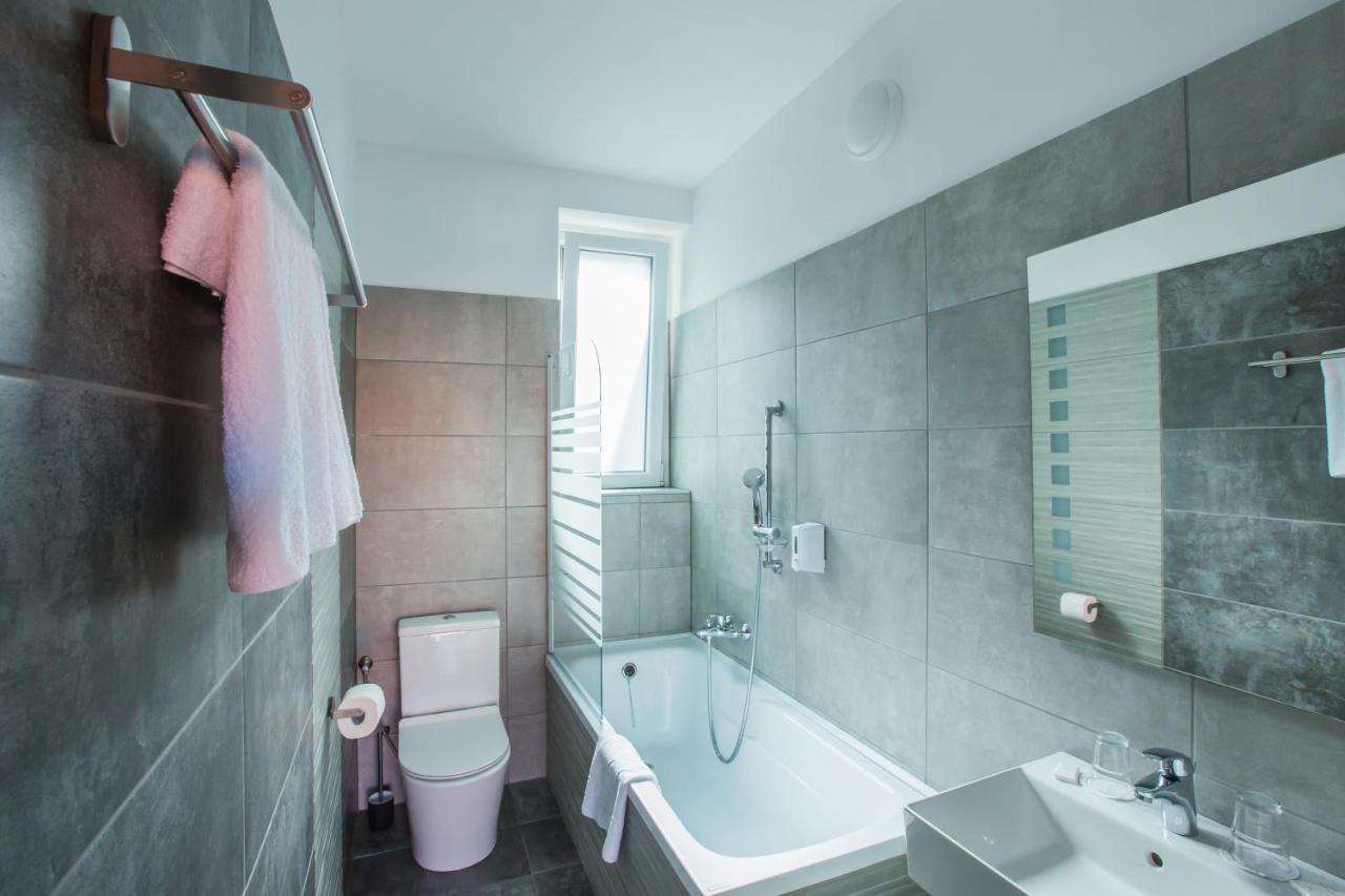 Bed and Breakfast Fogado A Ket Toelgyfahoz Шюмег Екстер'єр фото