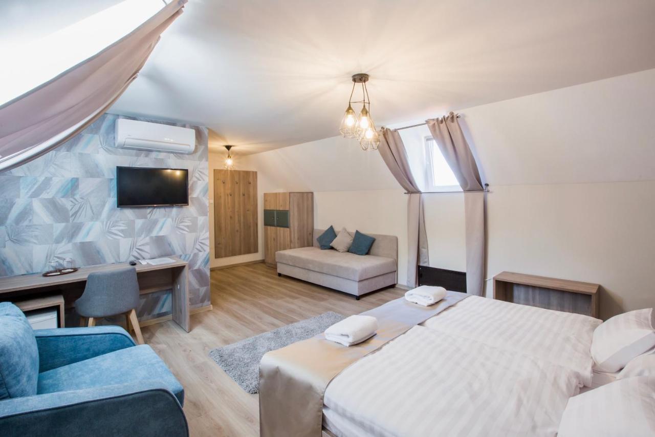 Bed and Breakfast Fogado A Ket Toelgyfahoz Шюмег Екстер'єр фото