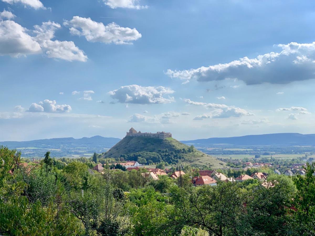 Bed and Breakfast Fogado A Ket Toelgyfahoz Шюмег Екстер'єр фото
